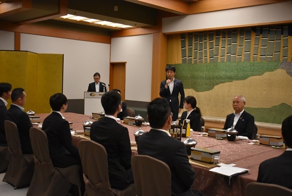 new_employee_ceremony03